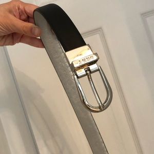 DKNY black matte leather belt